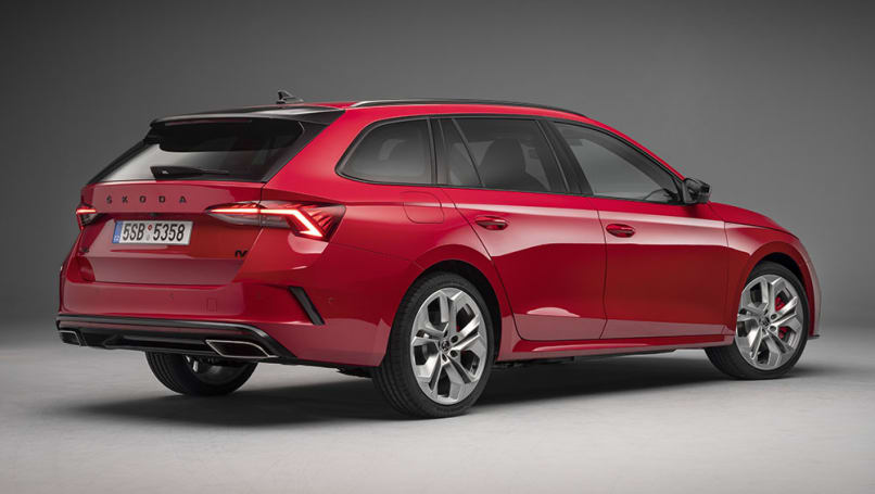 Skoda octavia rs sales 2021 hybrid